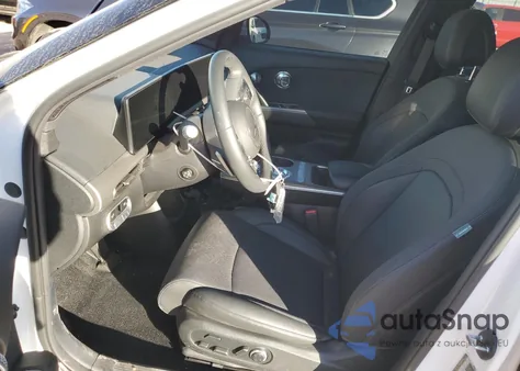 2024 Genesis Gv60 Standard z USA, uszkodzony, nr VIN KMUKB4SAXRU024924